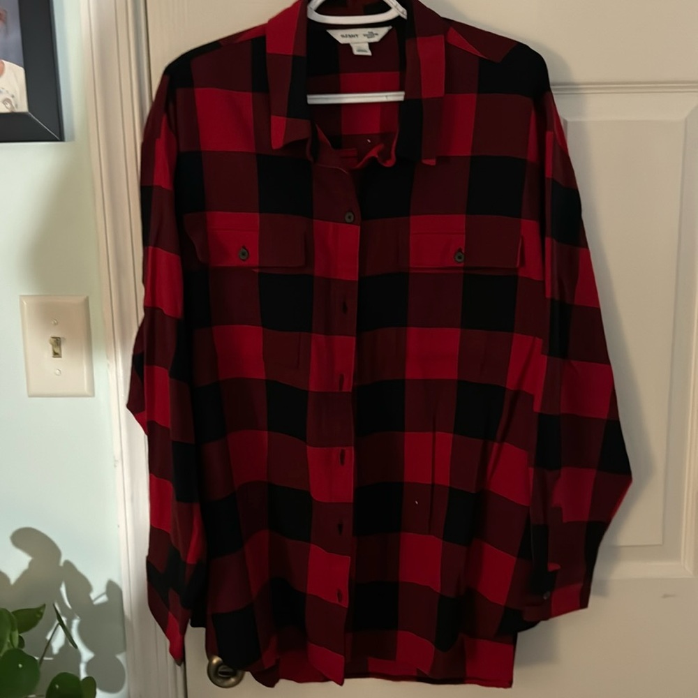 OLD NAVY BUFFALO PLAID BOYFRIEND SHIRT